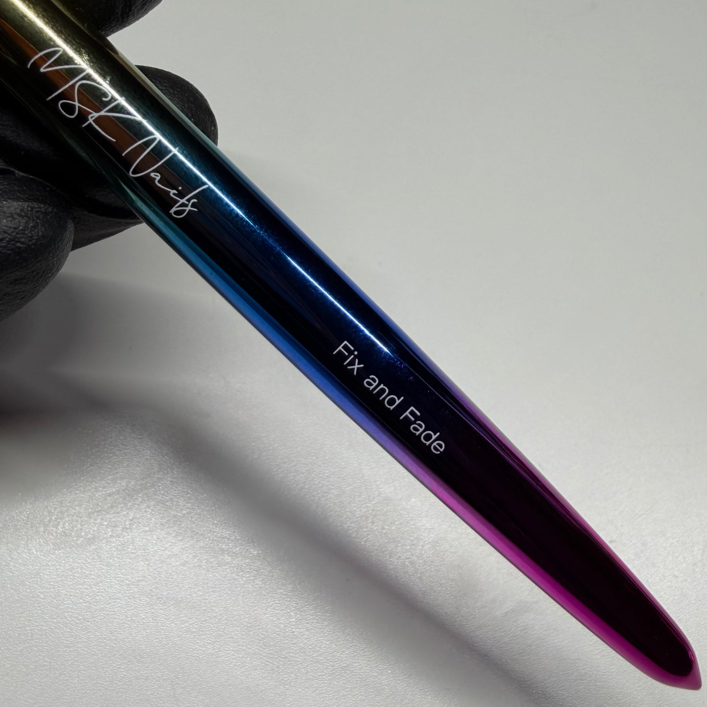 Fix and Fade - Brush